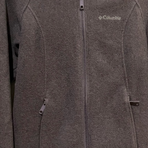 SOLD🚨Columbia EUC Zipper Jacket in Lilac/Grey (S) - Picture 12 of 14